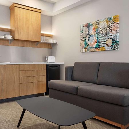 Microtel Inn Suites By Wyndham Lac-Mégantic 외부 사진