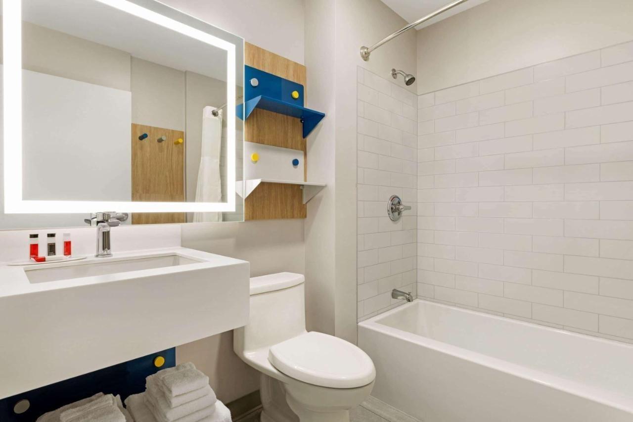 Microtel Inn Suites By Wyndham Lac-Mégantic 외부 사진