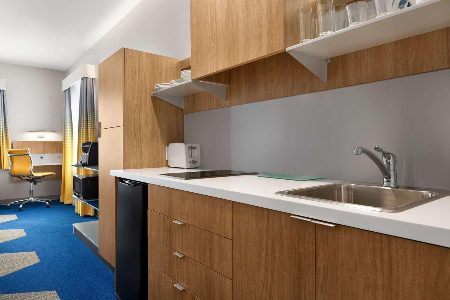 Microtel Inn Suites By Wyndham Lac-Mégantic 외부 사진