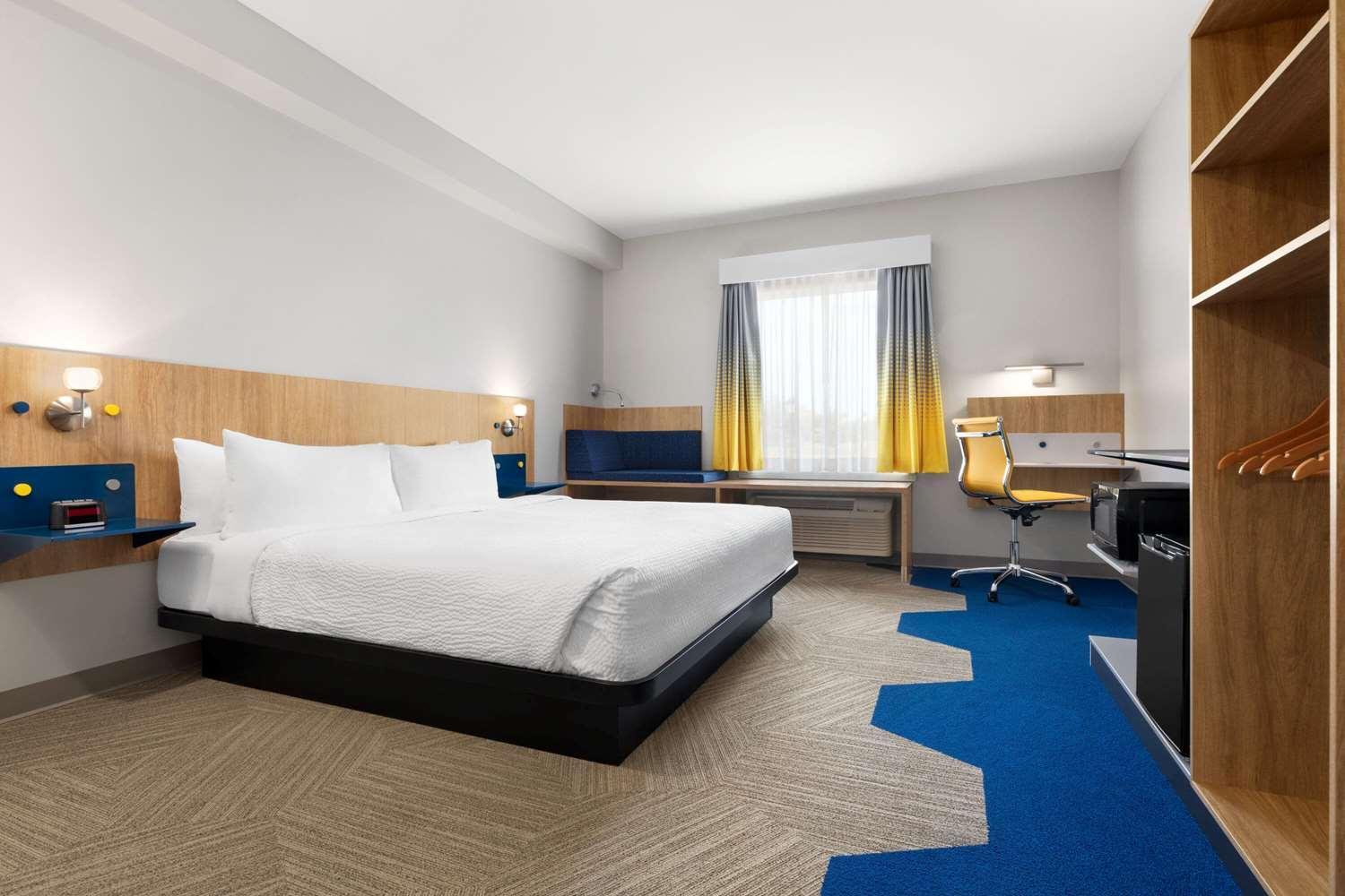 Microtel Inn Suites By Wyndham Lac-Mégantic 외부 사진